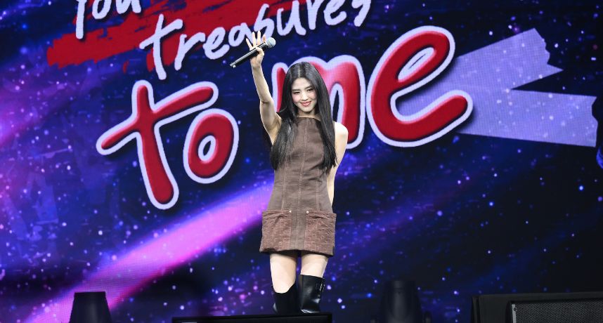 韓韶禧來了！見面會自費拍影片寵粉太有心　回眸一笑正翻全場：美到像CG